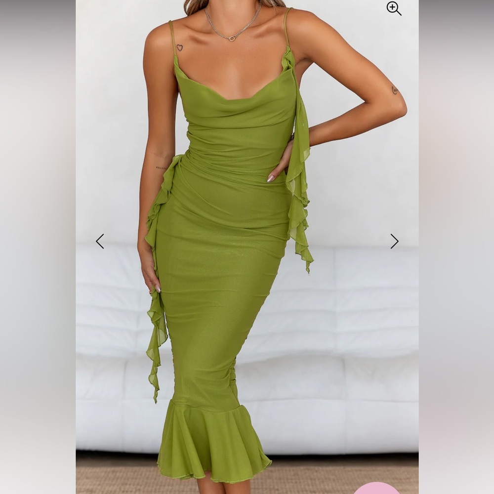 Hello Molly Green Midi Dress